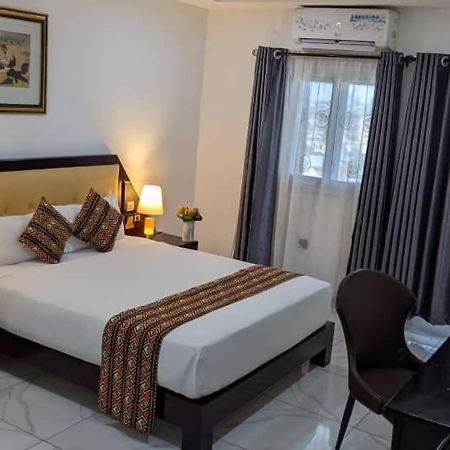 Bravia Eco Hotel โลเม ภายนอก รูปภาพ