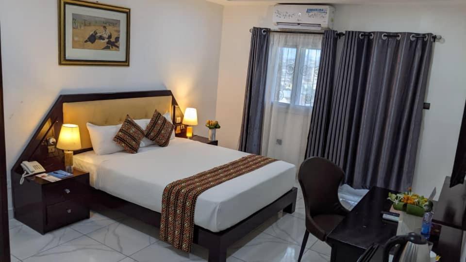 Bravia Eco Hotel โลเม ภายนอก รูปภาพ